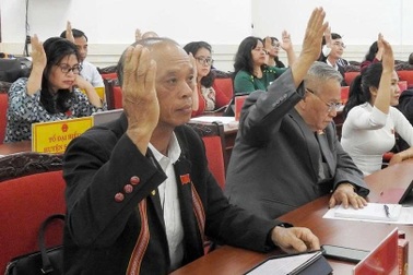 Hỗ trợ 25 triệu đồng mỗi cán bộ đến trung tâm hành chính tỉnh mới