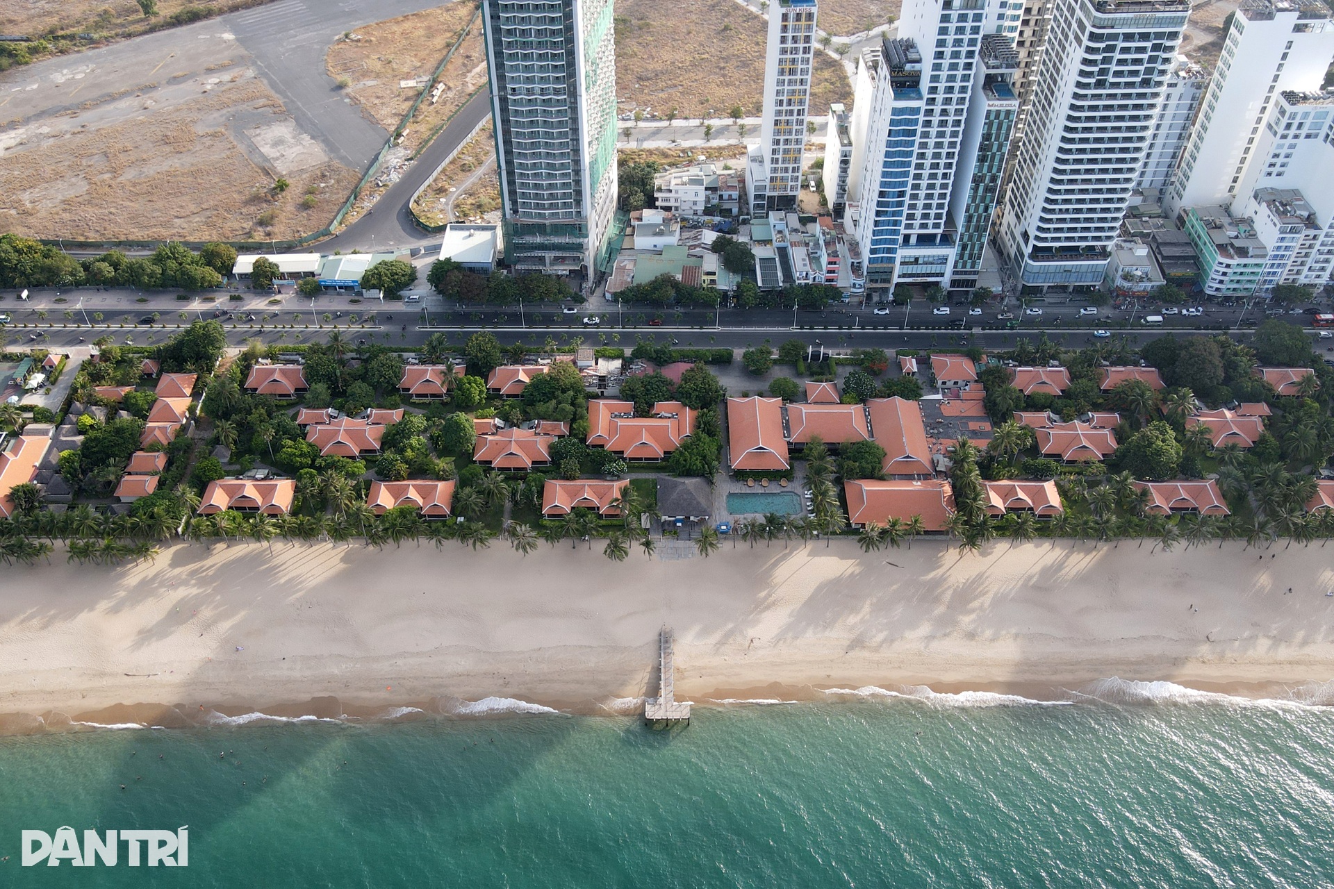 Toàn cảnh dự án 26.000m2 ở Nha Trang bị di dời, trả lại bãi biển - 2 Toàn cảnh dự án 26.000m2 ở Nha Trang bị di dời, trả lại bãi biển - 2