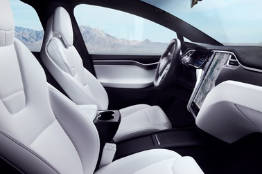 Sự nhầm lẫn tai hại của người dùng về khả năng tự lái của xe Tesla