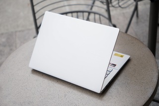 Đánh giá Asus Vivobook S14: Hiệu năng mạnh, pin tốt, màn hình cần cải thiện - 1