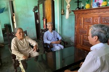 Thương binh, vợ liệt sĩ xúc động trước sự quan tâm của cấp uỷ, chính quyền