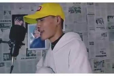 Trần Mai Việt gây "sốt" bởi giọng hát khá giống hiện tượng mạng một thời