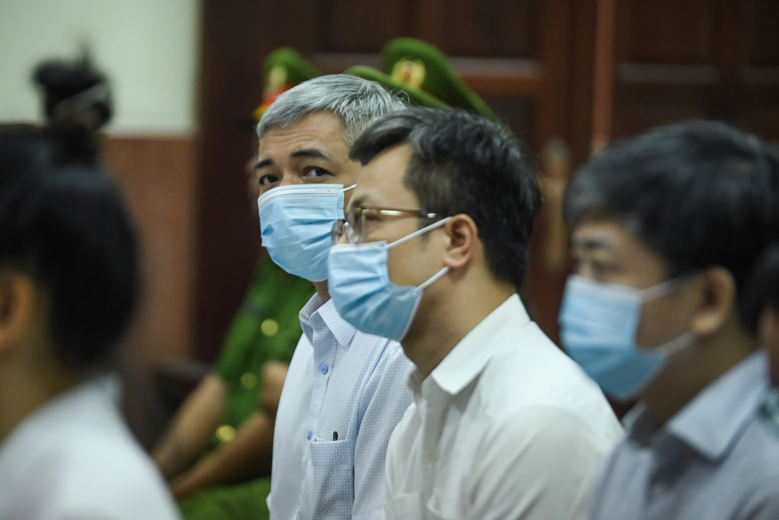 Cơ hội được giảm án của cựu Bí thư Bến Tre Lê Đức Thọ - 2 Cơ hội được giảm án của cựu Bí thư Bến Tre Lê Đức Thọ - 2