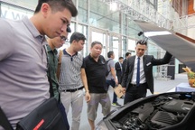 Cuộc đua doanh số: Ô tô nhập đang dần "cân" được xe trong nước