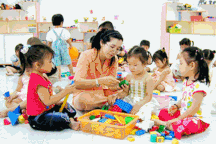 Nghỉ sinh con vào dịp Tết có được tiền thưởng?