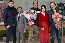 Thành viên ban nhạc huyền thoại Boney M và Joy ngỡ ngàng vì Hà Nội