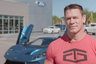 Diễn viên nổi tiếng bị kiện vì... bán siêu xe sau khi mua chưa đầy một tháng