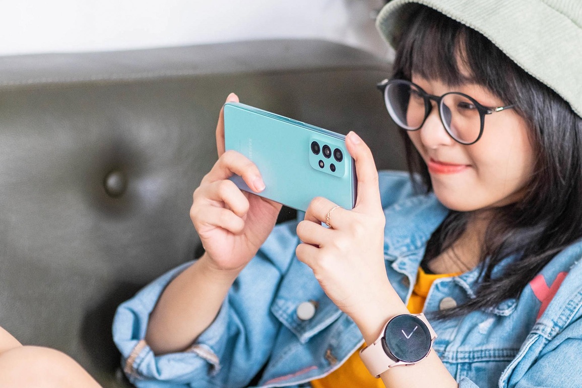 Galaxy A73, Galaxy A53 ưu đãi tháng 5 giảm đến vài triệu - 2 Galaxy A73, Galaxy A53 ưu đãi tháng 5 giảm đến vài triệu - 2