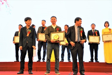 Vườn Lan Lê Sơn được vinh danh nhà vườn tiêu biểu 2020