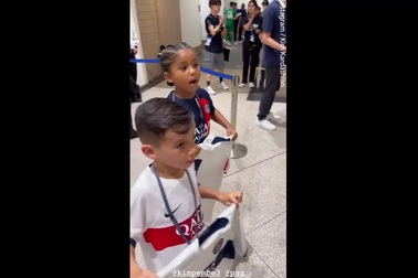 Con trai nữ tỷ phú Kim Kardashian có cơ hội gặp riêng Neymar, Ronaldo