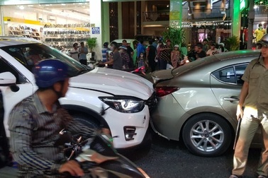 Xin vượt xe không được, “đại ca giang hồ” Cần Thơ đánh người bị thương