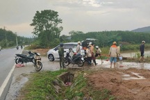 Sét đánh 7 người thương vong tại Kon Tum