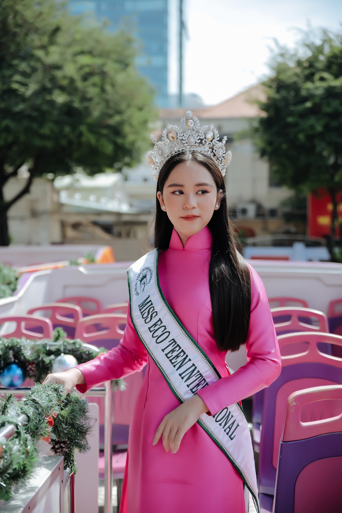Bella Vũ Huyền Diệu đẹp rạng ngời trong bữa tiệc ấm cúng - 3 Bella Vũ Huyền Diệu đẹp rạng ngời trong bữa tiệc ấm cúng - 3