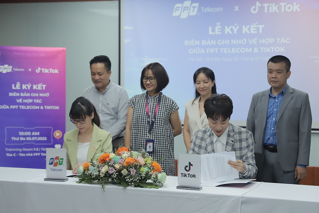 FPT Play và TikTok công bố hợp tác chiến lược - 2 FPT Play và TikTok công bố hợp tác chiến lược - 2