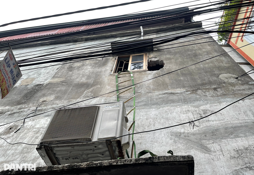 Lời kể của lính cứu hỏa trong vụ cháy khiến 14 người chết ở Hà Nội - 5 Lời kể của lính cứu hỏa trong vụ cháy khiến 14 người chết ở Hà Nội - 5