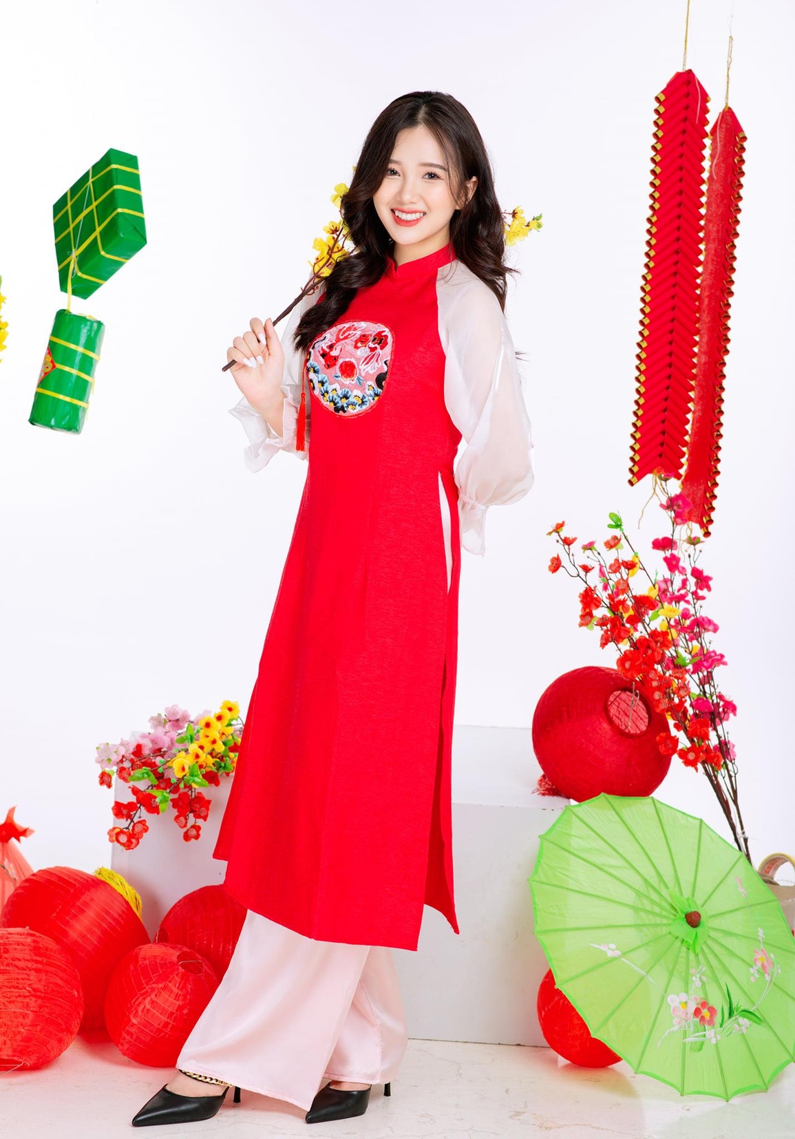 Thiếu nữ Phú Thọ khoe ảnh đón xuân, chia sẻ chuyện học, chuyện Tết - 7 Thiếu nữ Phú Thọ khoe ảnh đón xuân, chia sẻ chuyện học, chuyện Tết - 7