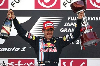 Vettel về nhất, thách thức ngôi VĐ của Button