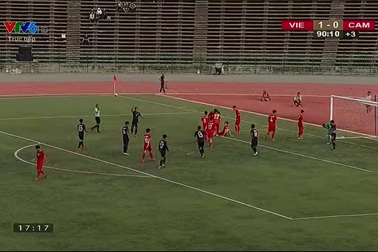 Thủ thành Niê cứu thua xuất thần ở phút bù giờ thứ nhất