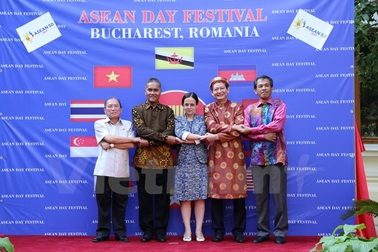 ASEAN - yếu tố tác động tích cực đến hòa bình ở khu vực và thế giới