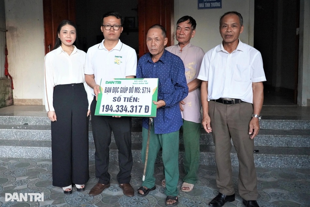 Bạn đọc giúp đỡ 2 gia đình bất hạnh ở Hà Tĩnh hơn 323 triệu đồng - 1 Bạn đọc giúp đỡ 2 gia đình bất hạnh ở Hà Tĩnh hơn 323 triệu đồng - 1