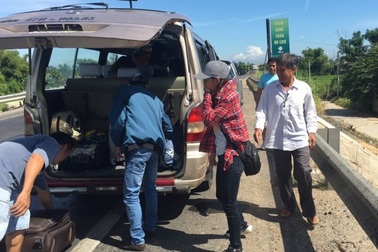 Liên tiếp phát hiện tài xế xe khách dùng bằng lái xe giả