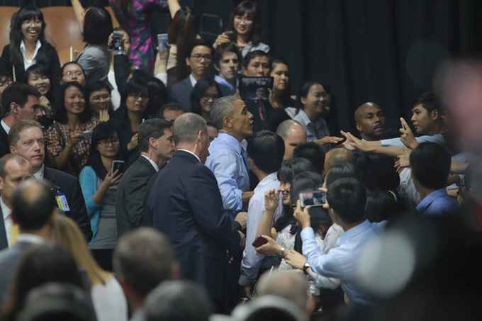 Tong thong Obama roi Sai Gon, ket thuc chuyen tham Viet Nam hinh anh 6