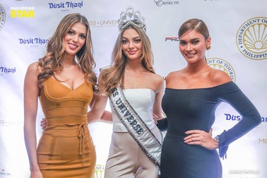 Ba hoa hậu hoàn vũ "đọ dáng" tại Philippines