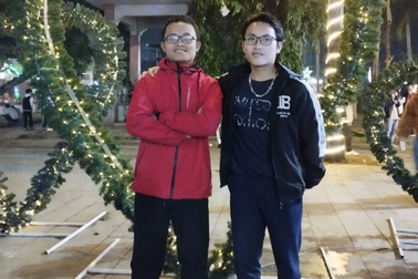 Em trai giành giải Nhất, anh giải Nhì học sinh giỏi quốc gia