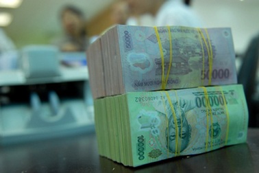 Lãi suất cơ bản lên 8%, biên độ tỷ giá giảm còn 3%