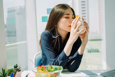 Lao động trình độ cao bế tắc khi "cao không tới, thấp không thông"