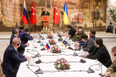 Ukraine rút gọn "công thức hòa bình" với Nga?