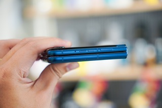 Đánh giá Motorola Razr 60: Có gì để đối đầu Samsung Galaxy Z Flip7 FE? - 5