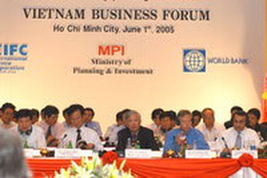 Khai mạc Diễn đàn Doanh nghiệp Việt Nam