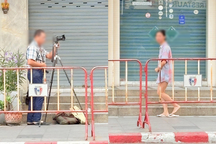 Thái Lan: Triệu tập cụ ông U70 chụp ảnh khỏa thân với cô gái ngay trên phố