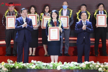 Nagakawa được vinh danh tại các giải thưởng uy tín