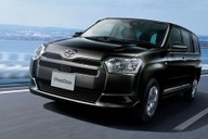 Mẫu xe Toyota có thiết kế hầu như không đổi trong hơn 20 năm vẫn bán tốt