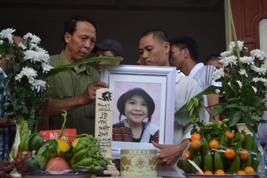 Thi thể bé gái bị sát hại ở Nhật đã về quê nhà Hưng Yên