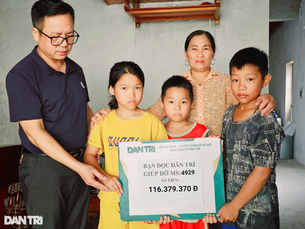 Mẹ ơi, mẹ có tiền chữa bệnh rồi - 1 Mẹ ơi, mẹ có tiền chữa bệnh rồi - 1