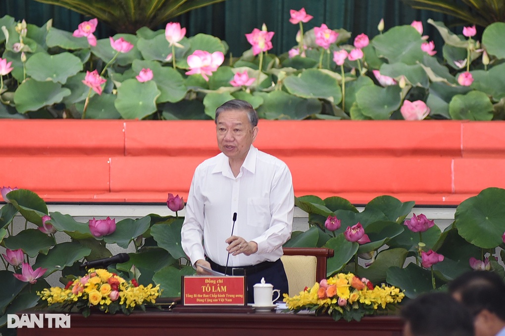 Các đề xuất của TPHCM tại buổi làm việc với Tổng Bí thư Tô Lâm - 1 Các đề xuất của TPHCM tại buổi làm việc với Tổng Bí thư Tô Lâm