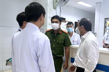 Giám đốc Sở Y tế TPHCM: Tăng cường bảo vệ an toàn cho nhân viên y tế