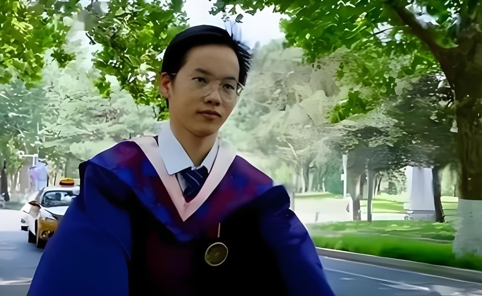 Chàng trai bê gạch từ chối lương cao, quyết về quê làm công chức - 7