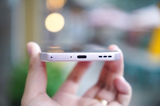 Đánh giá OPPO A6 Pro: Thiết kế mỏng nhẹ, pin khỏe, camera còn hạn chế - 4