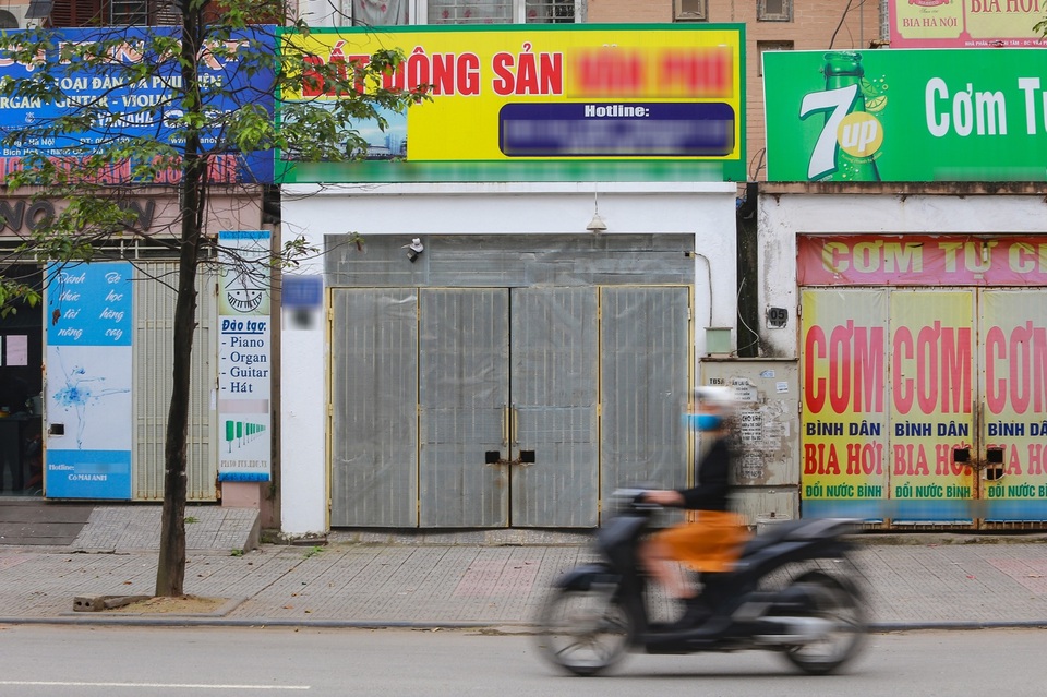 Khủng hoảng vì đại dịch, loạt công ty BĐS ở Hà Nội cửa đóng, then cài - 11 Khủng hoảng vì đại dịch, loạt công ty BĐS ở Hà Nội cửa đóng, then cài - 11