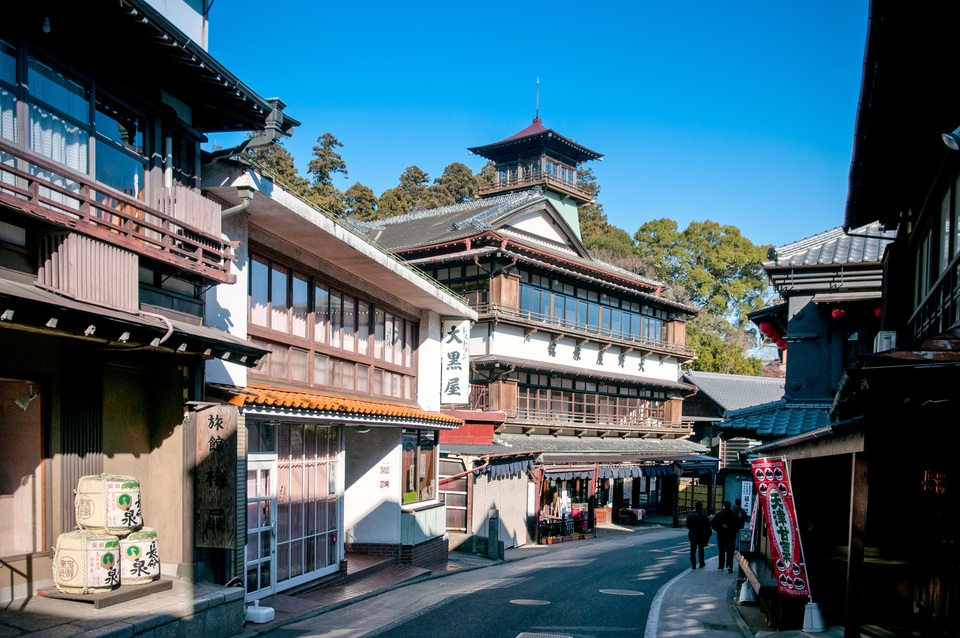 Dạo bước đường Omotesando lịch sử, thưởng thức cơm lươn mỹ vị - 1 Dạo bước đường Omotesando lịch sử, thưởng thức cơm lươn mỹ vị - 1