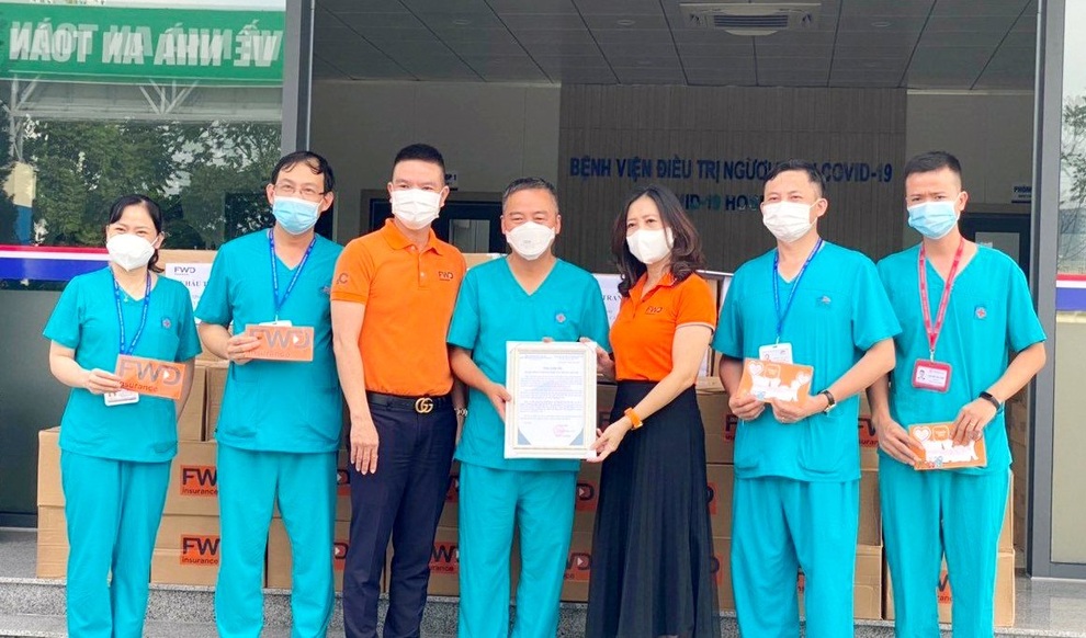 FWD đóng góp hơn một triệu USD để phòng chống Covid-19 - 2