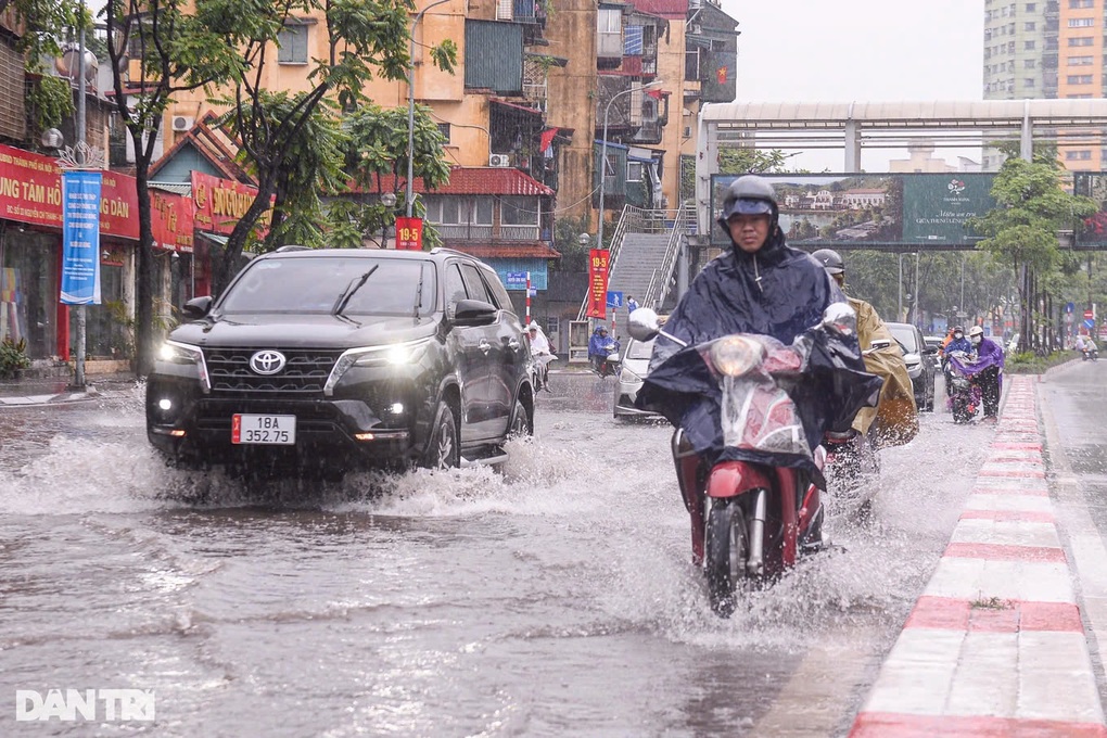 Miền Bắc mưa lớn đến hết tuần, nhiều tỉnh nguy cơ lũ quét, sạt lở - 1 Miền Bắc mưa lớn đến hết tuần, nhiều tỉnh nguy cơ lũ quét, sạt lở - 1