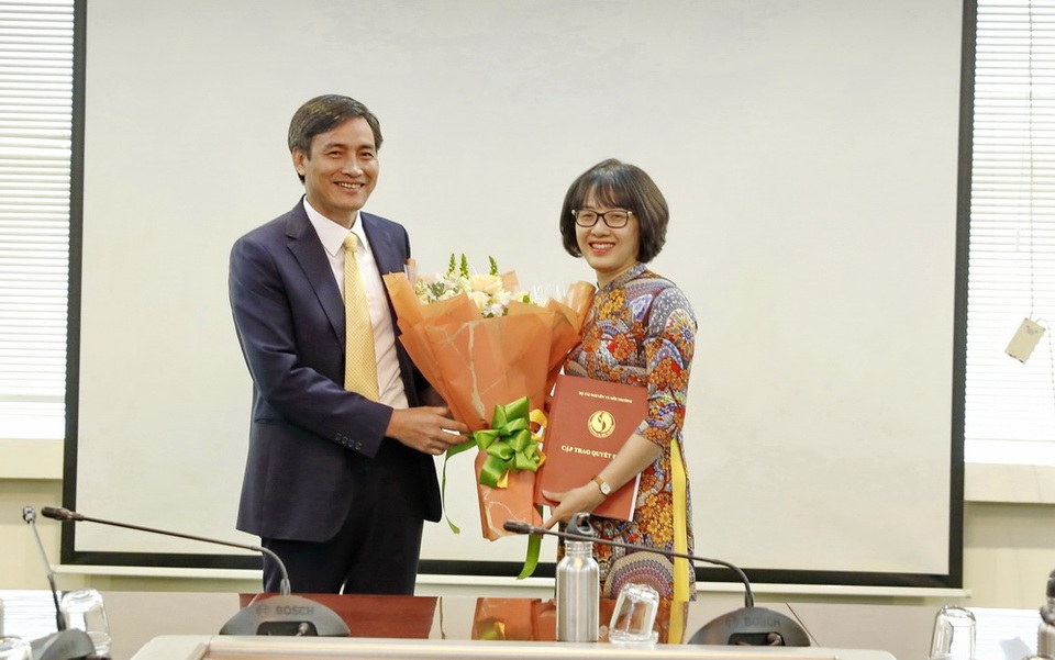 Bổ nhiệm 2 lãnh đạo Văn phòng Bộ TN-MT và Tổng cục Biển và Hải đảo - 2 Bổ nhiệm 2 lãnh đạo Văn phòng Bộ TN-MT và Tổng cục Biển và Hải đảo - 2