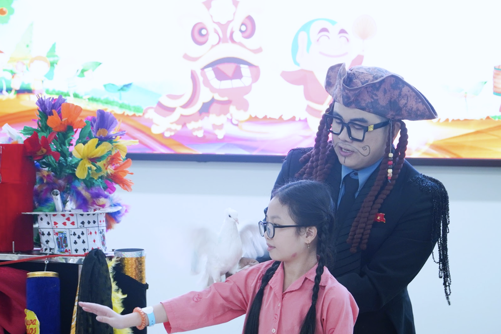 성인 진료 전문 병원에서 중추절을 맞이하여... 어린이 - 4 Khi bệnh viện điều trị chuyên sâu người lớn tổ chức Trung thu cho… trẻ em - 4