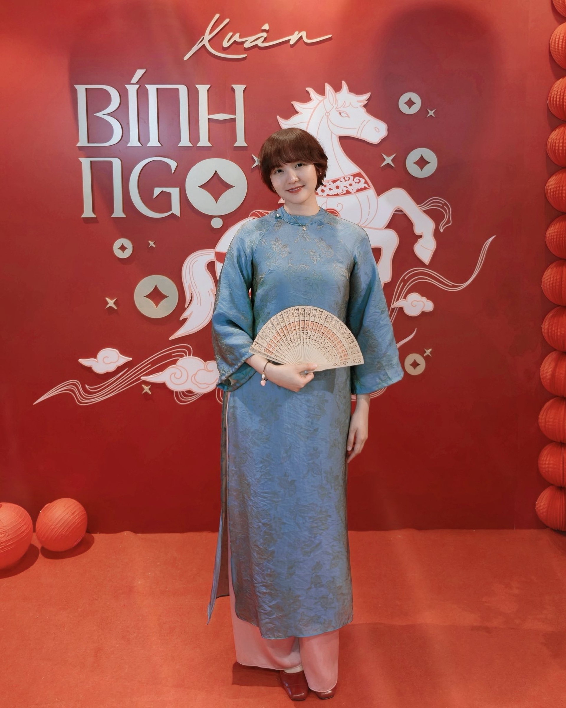 Hải Tú xuất hiện bên Sơn Tùng M-TP, diện mạo nàng thơ thay đổi gây chú ý - 1 Hải Tú xuất hiện bên Sơn Tùng M-TP, diện mạo nàng thơ thay đổi gây chú ý - 1