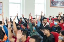 Học lớt phớt rồi mơ ra trường làm CEO lương ngàn "đô"